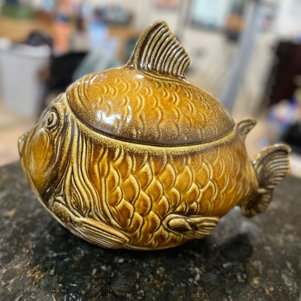 Vintage fish tureen cookie jar